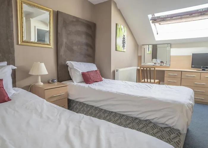 Baytrees Hotel